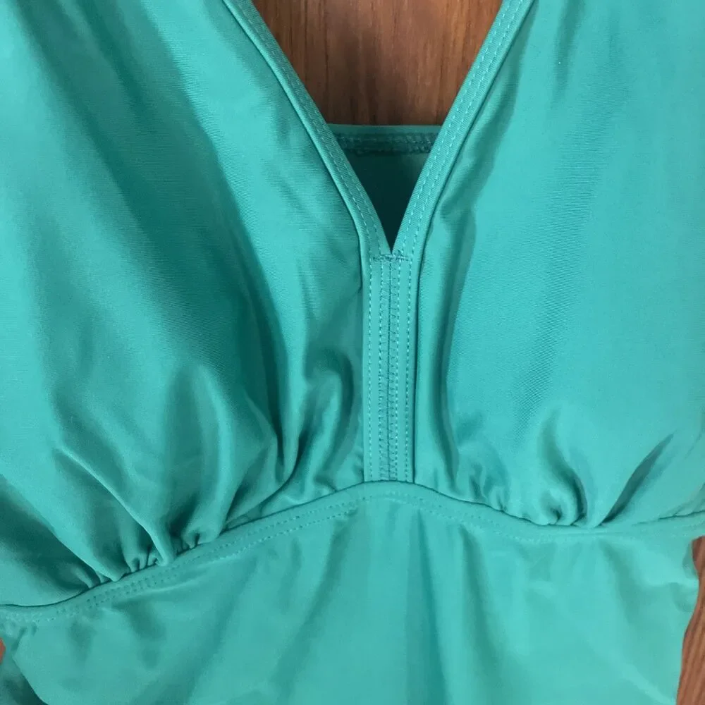 Yonique Tankini Swimsuit Blouson Top Modest Loose Fit Swimwear Green - 14 W NWT - Picture 2 of 10